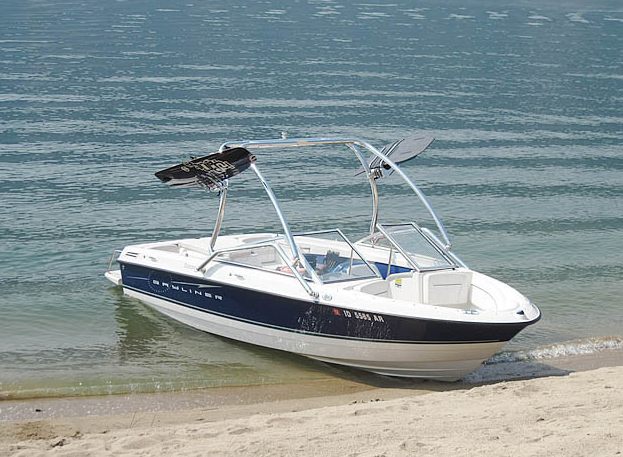 2008 Bayliner 195 Discovery